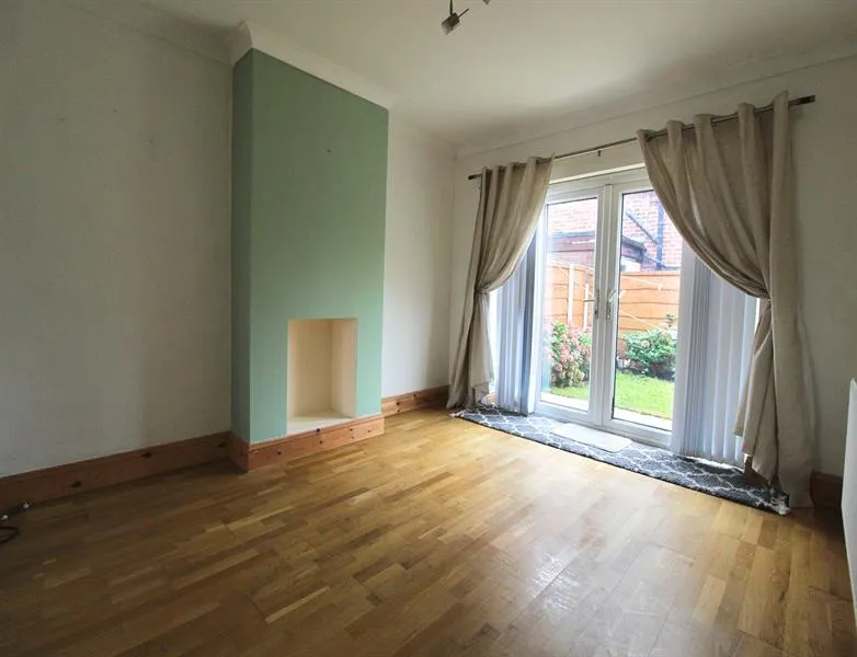 Marton Grove, Stockport, photo 6