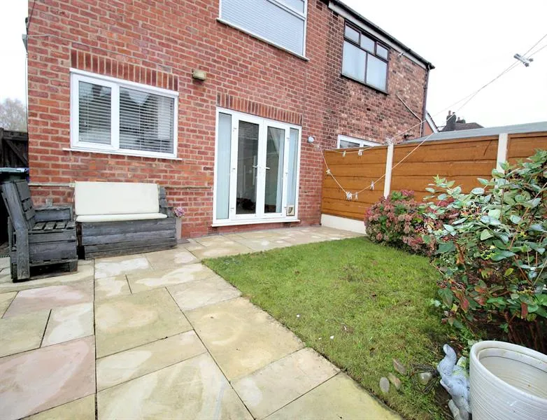Marton Grove, Stockport, photo 12