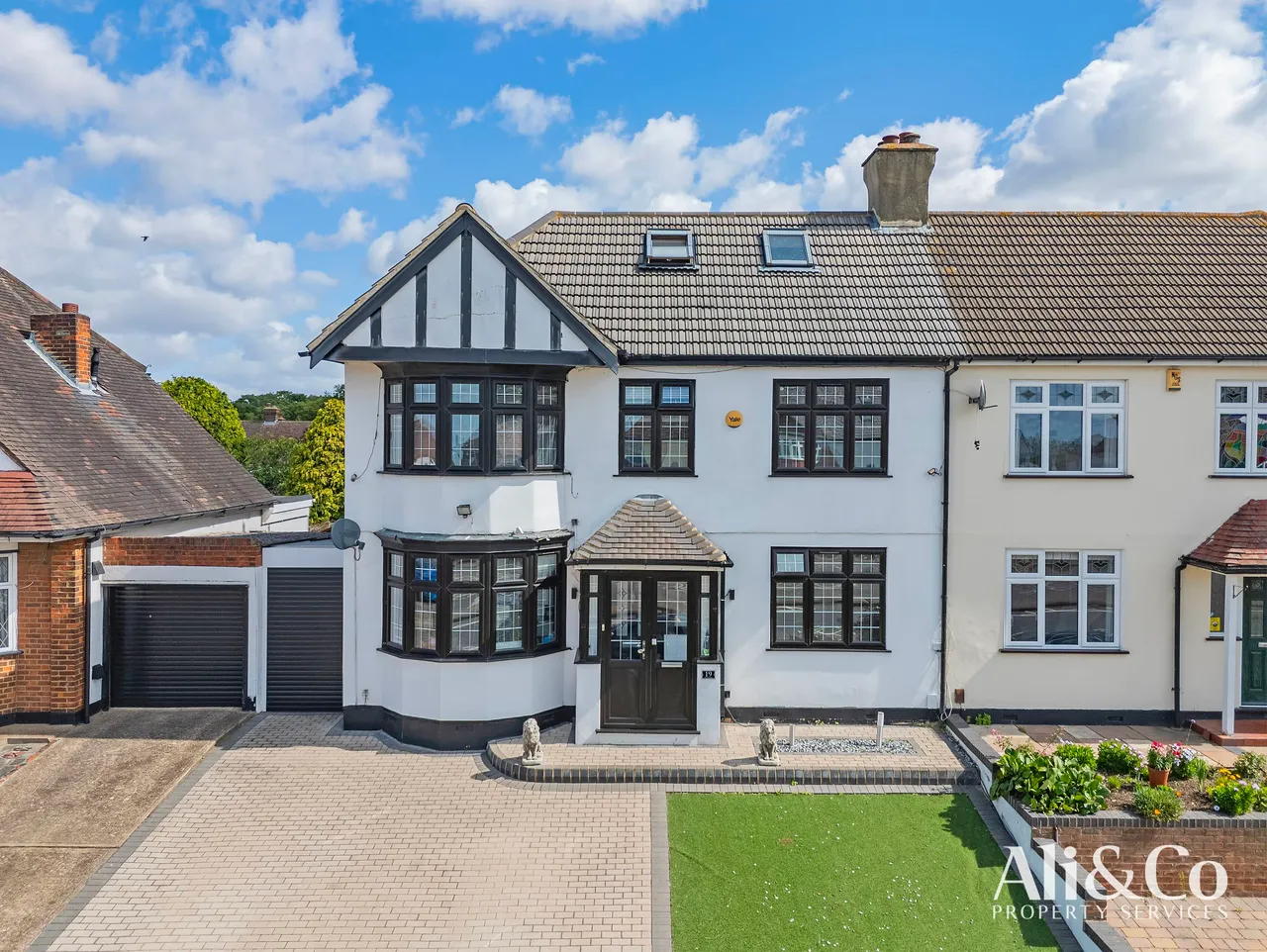 4 bed house for sale — Wood View, Grays, Essex, RM16 2WJ