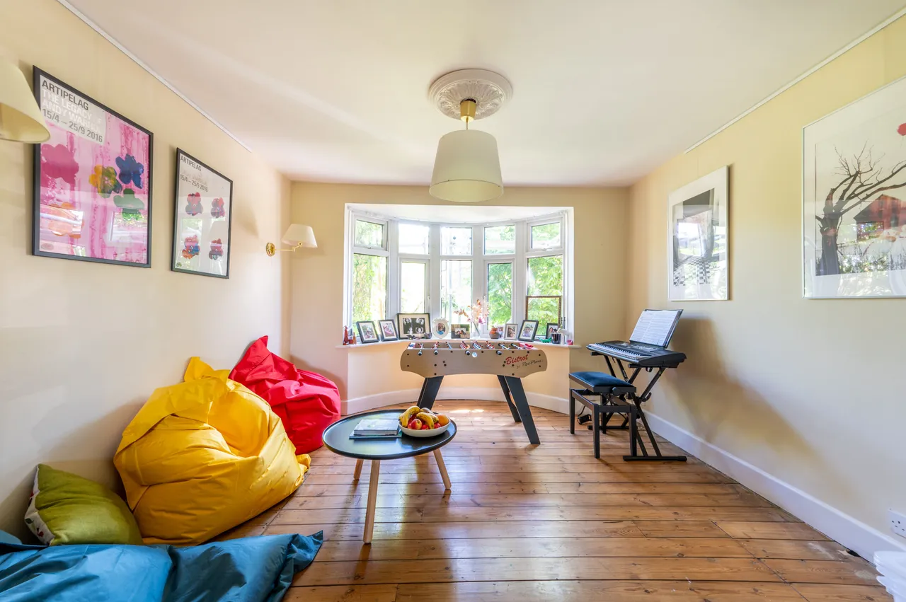 33 Alverstone Road, Wembley, photo 5