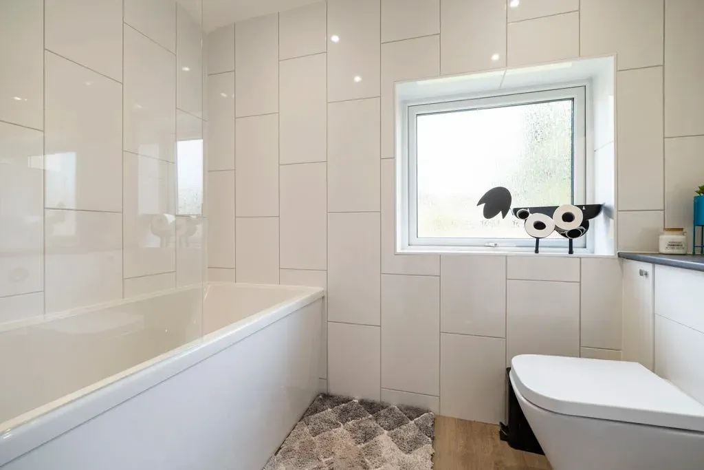 St. Pauls Road, Bletchley, Milton Keynes, Buckinghamshire, MK3 5EF, photo 4