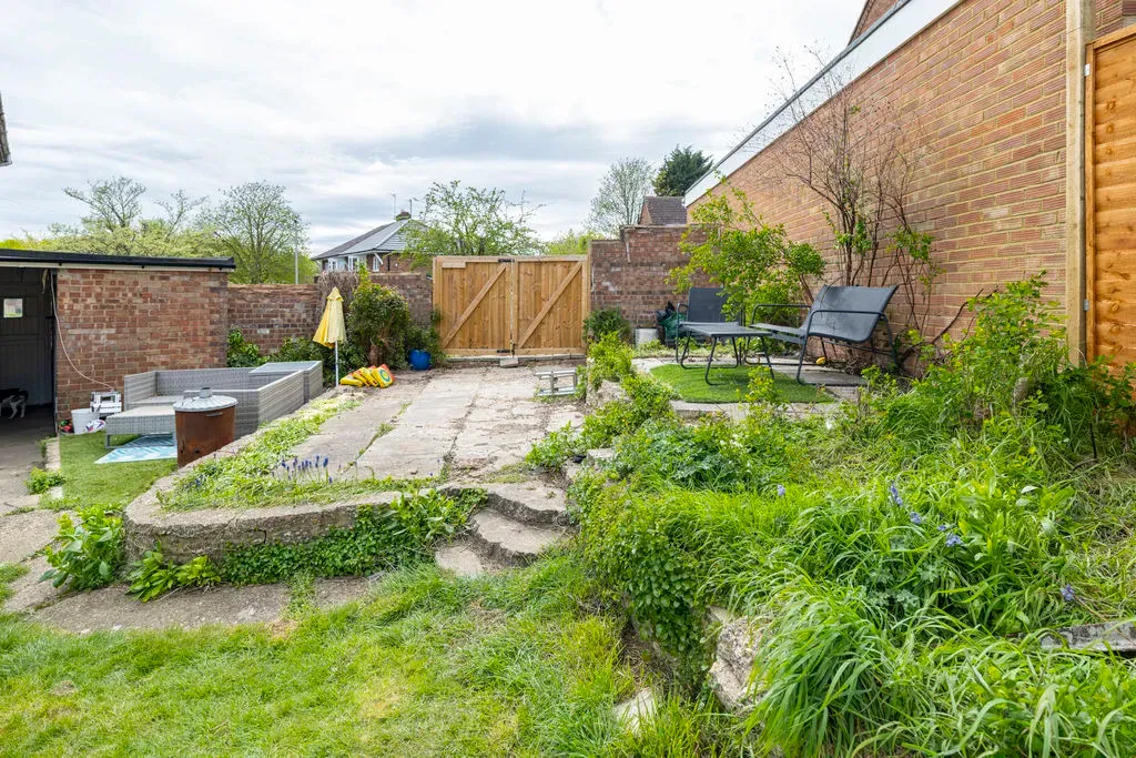St. Pauls Road, Bletchley, Milton Keynes, Buckinghamshire, MK3 5EF, photo 7