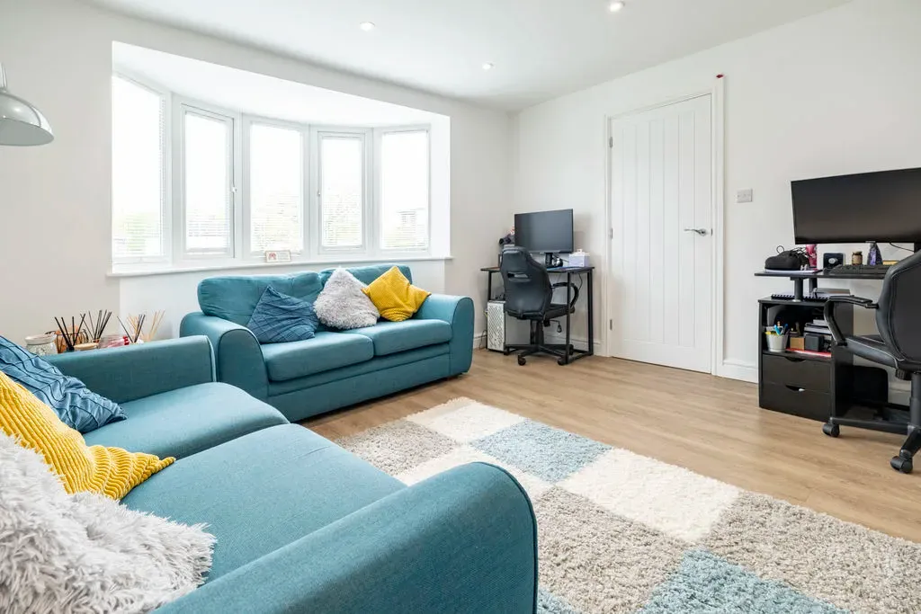 St. Pauls Road, Bletchley, Milton Keynes, Buckinghamshire, MK3 5EF, photo 3