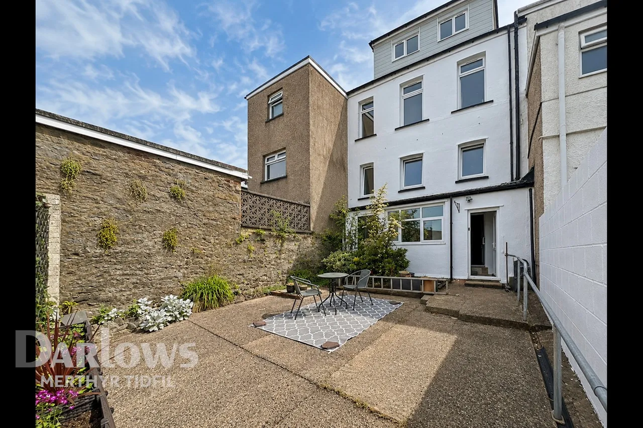 Somerset Place, Merthyr Tydfil, photo 2