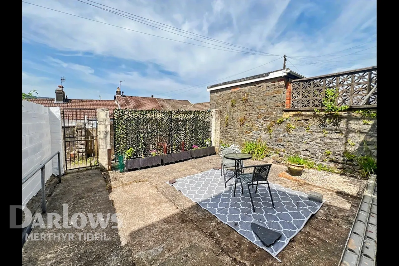 Somerset Place, Merthyr Tydfil, photo 3