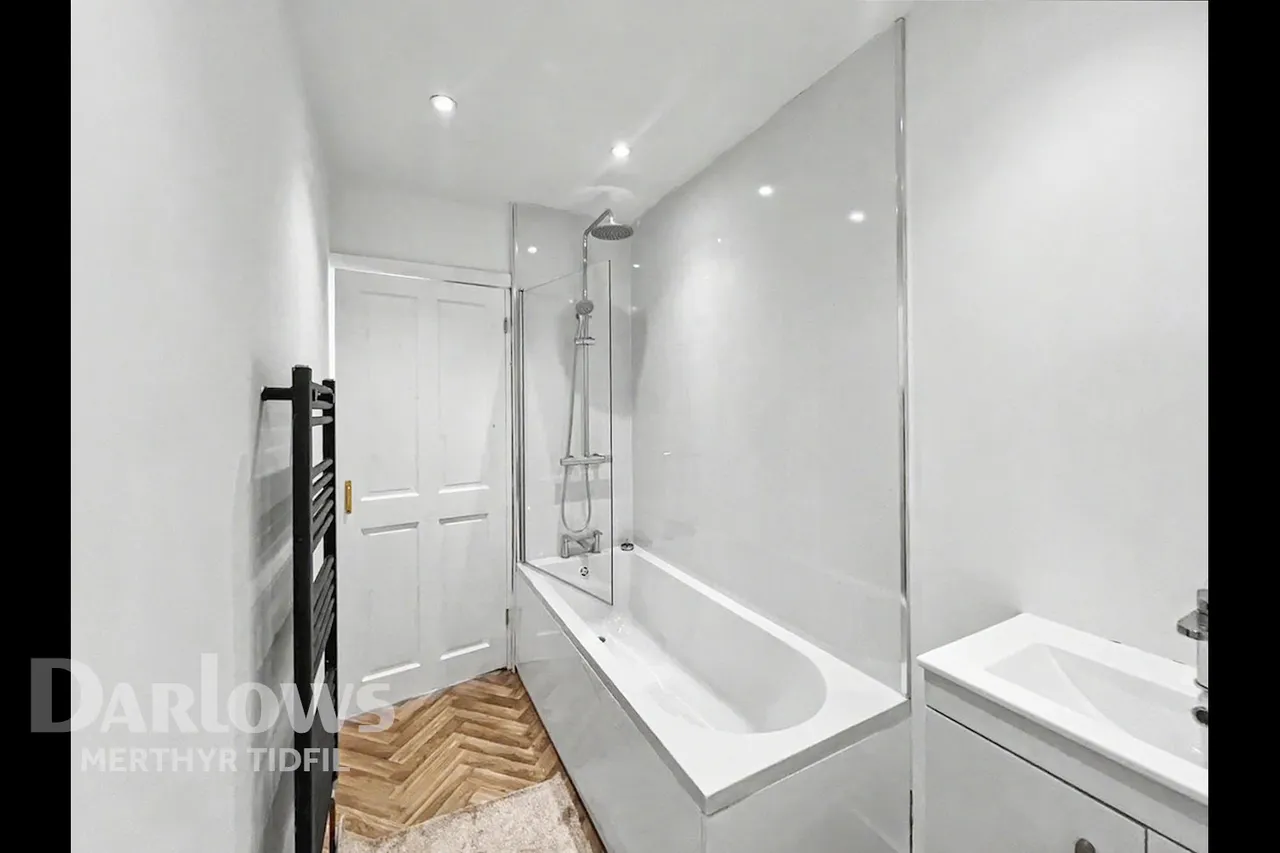 Somerset Place, Merthyr Tydfil, photo 15