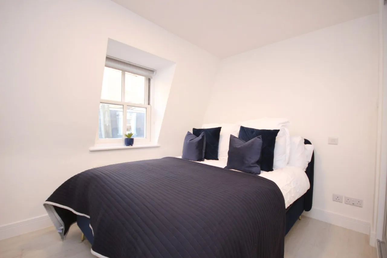 Flat 27, 20 Brook Mews North, London, photo 7