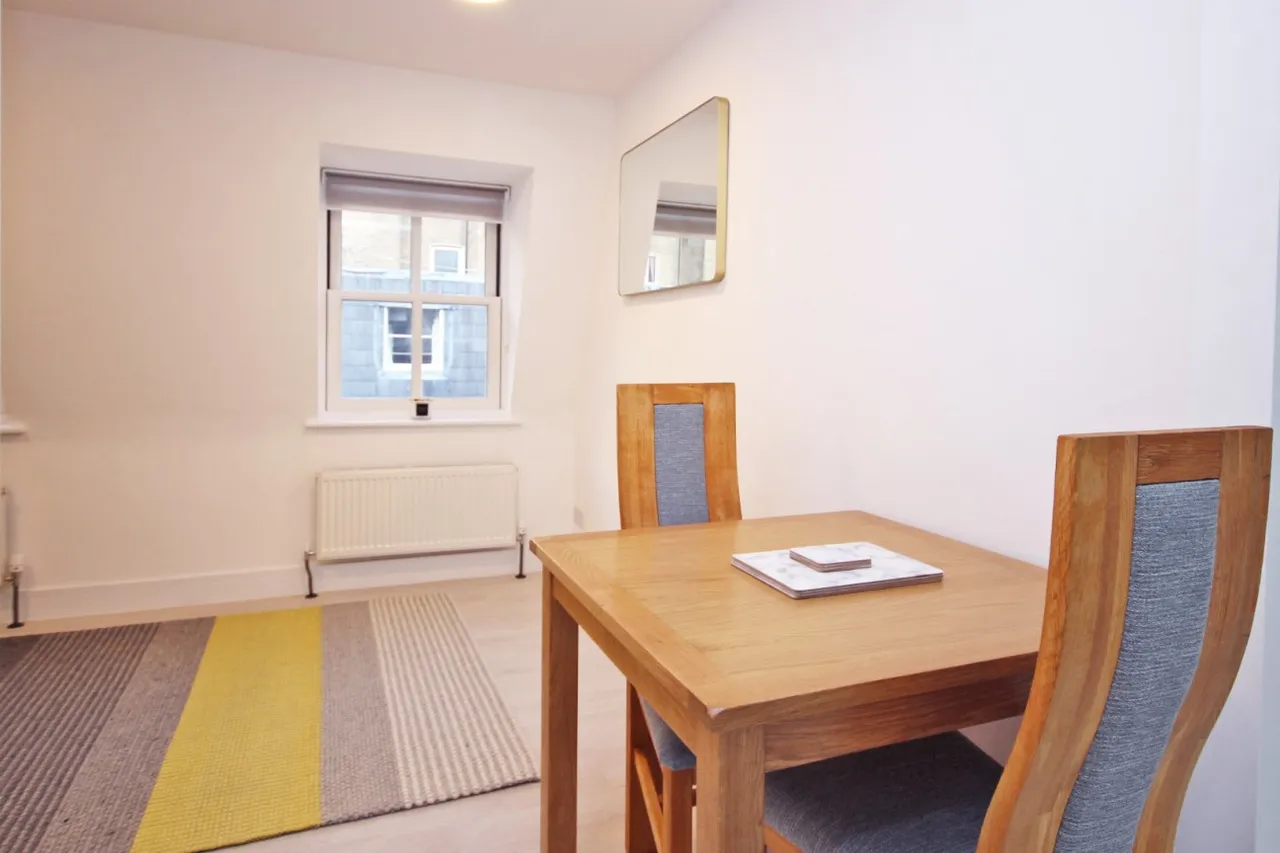 Flat 27, 20 Brook Mews North, London, photo 5