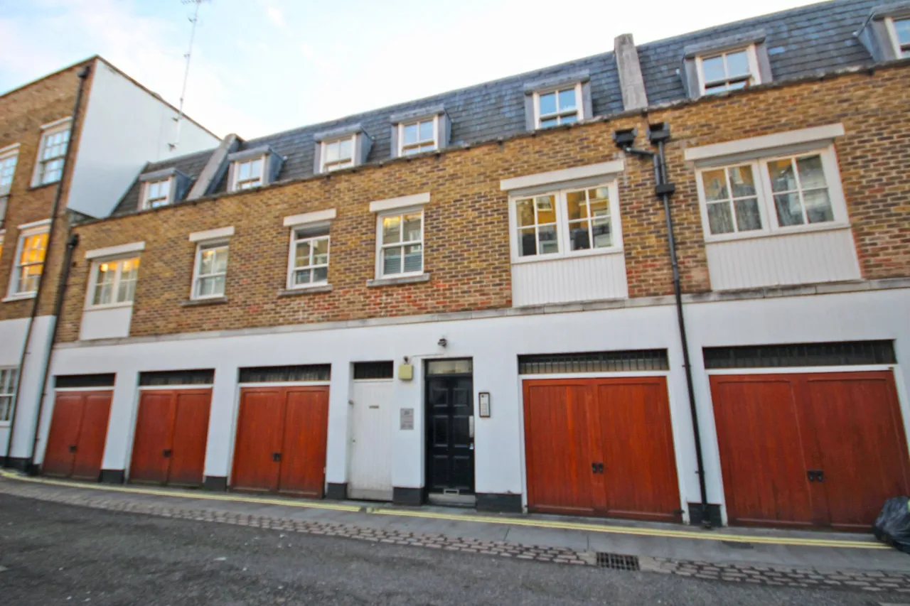 Flat 27, 20 Brook Mews North, London, photo 9