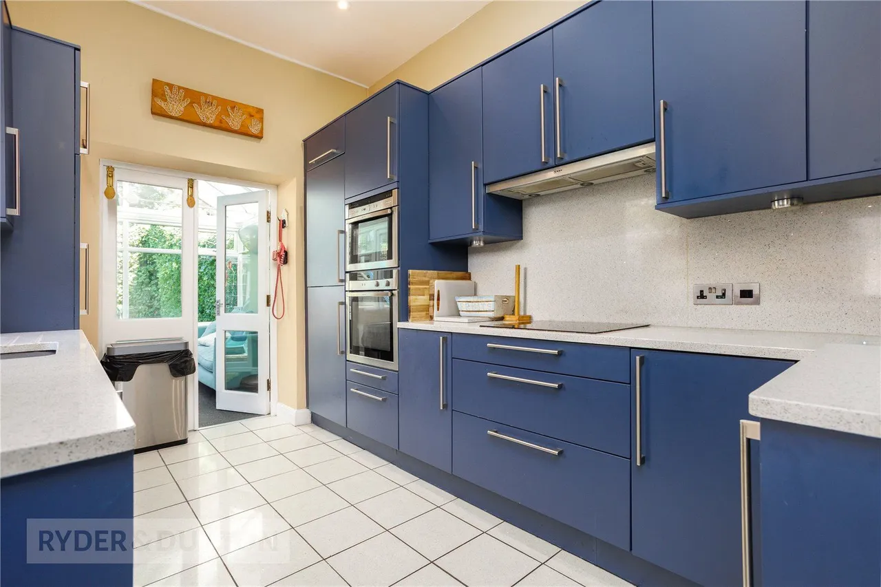 Micklehurst Road, Mossley, OL5, photo 9