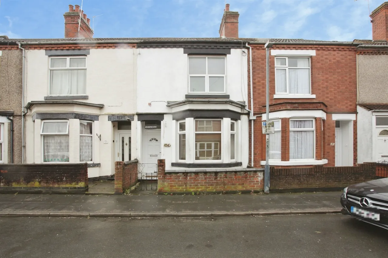 3 bed house for sale — Craven Road, Rugby