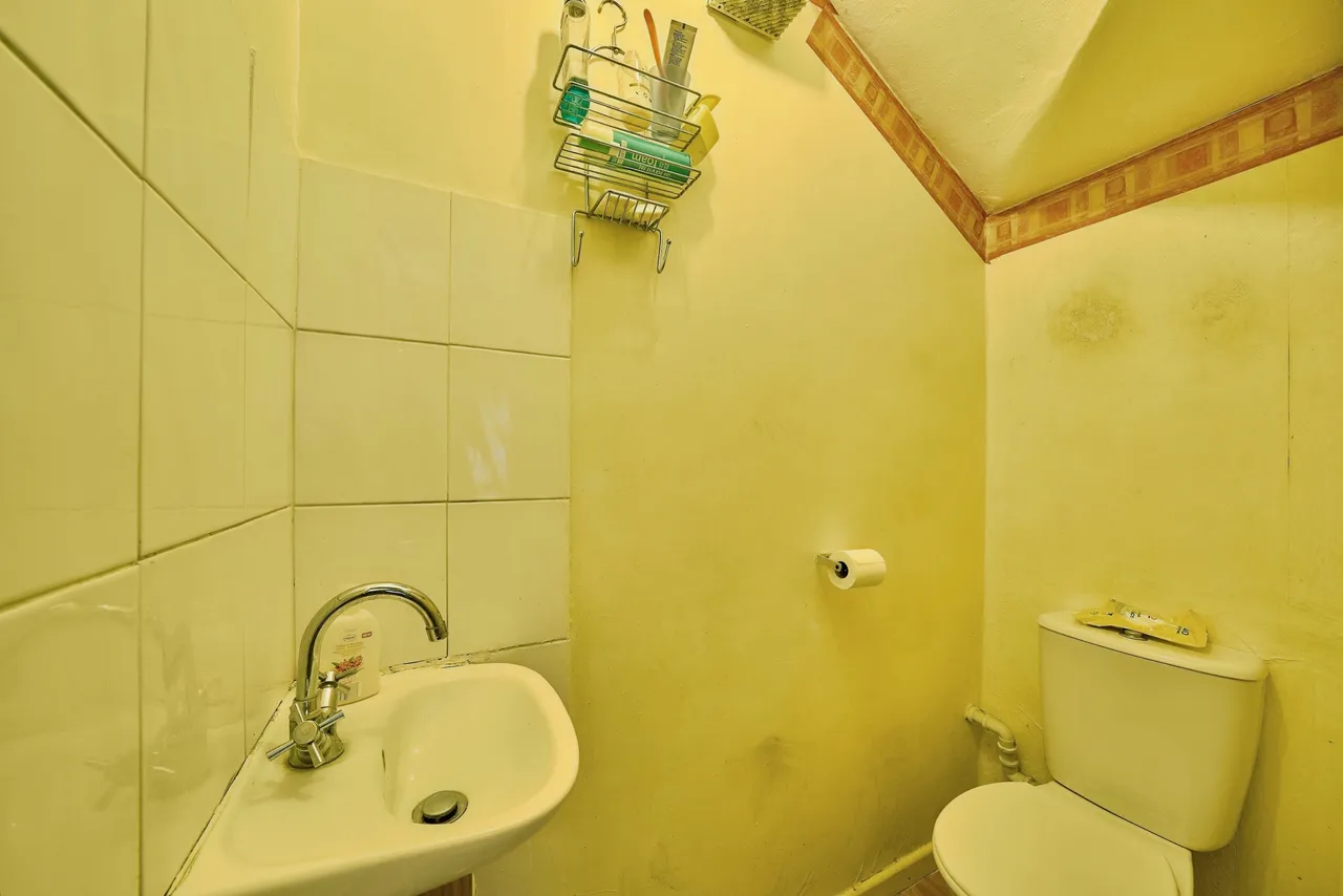 New Road, Feltham, TW14, photo 12