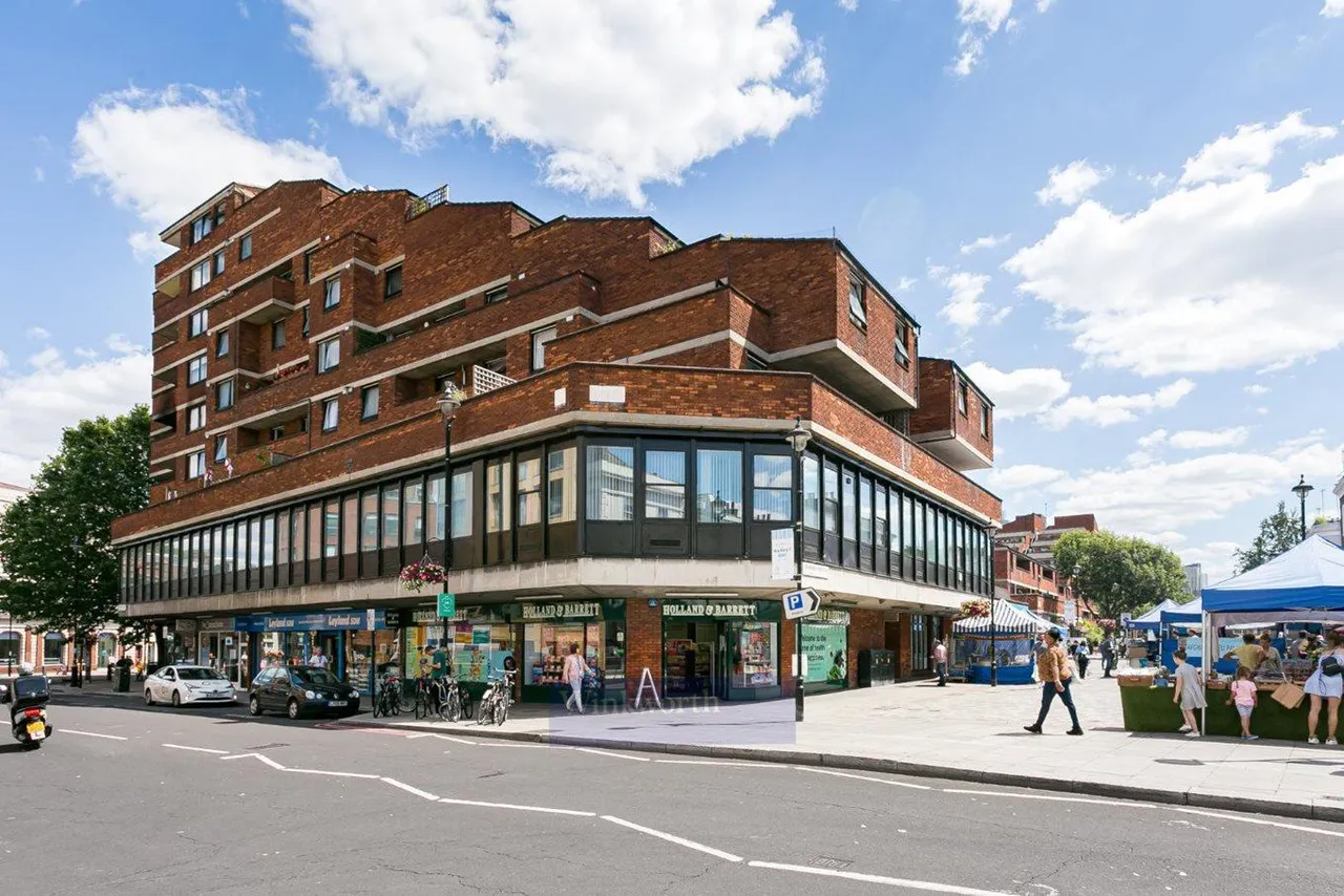 Vauxhall Bridge Road, London, SW1V, photo 8