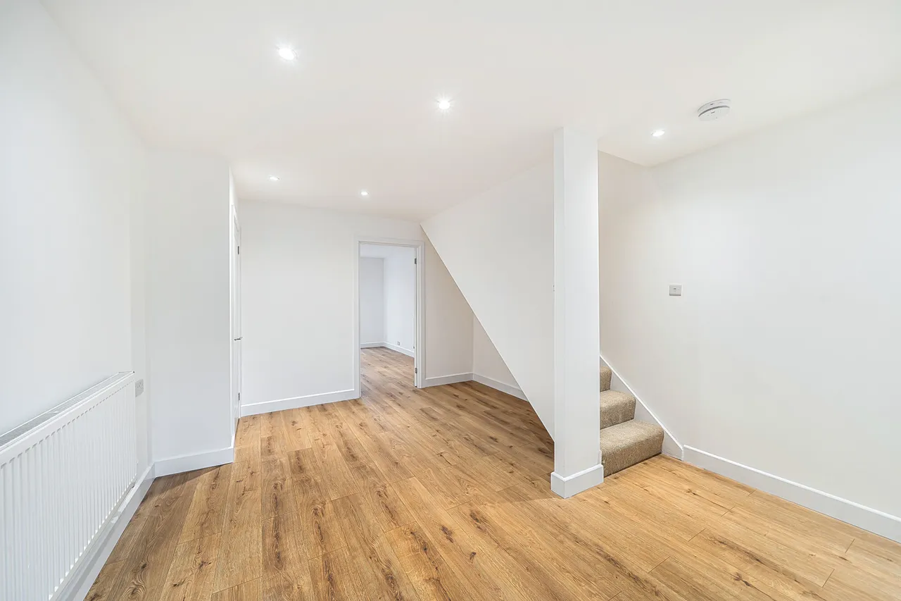 Whitehall Road, Uxbridge, UB8, photo 12