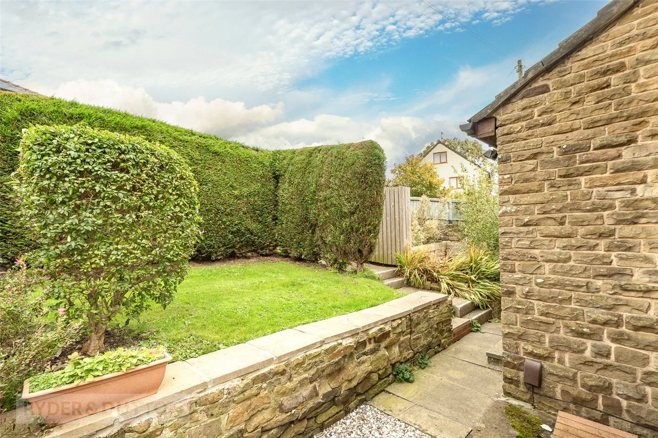 Hawthorn Road, Slaithwaite, HD7, photo 16