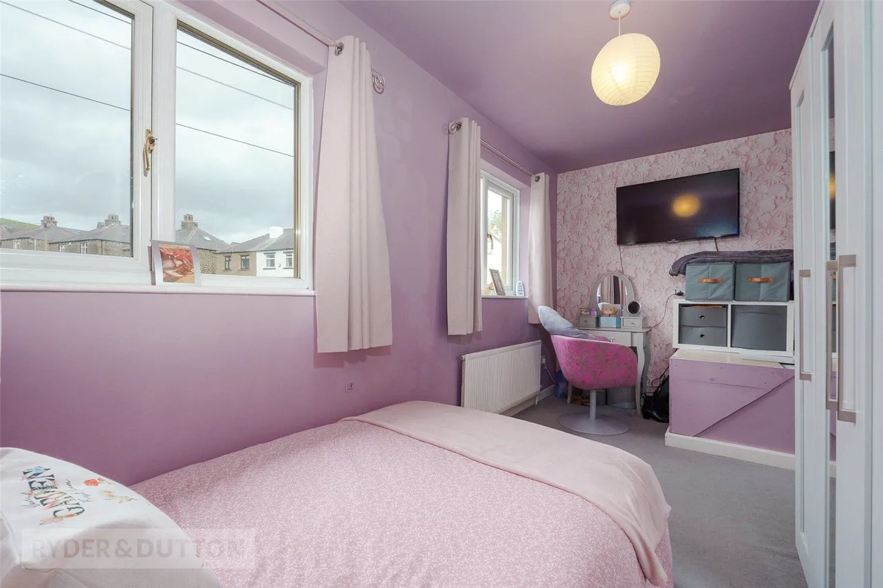 Hawthorn Road, Slaithwaite, HD7, photo 11