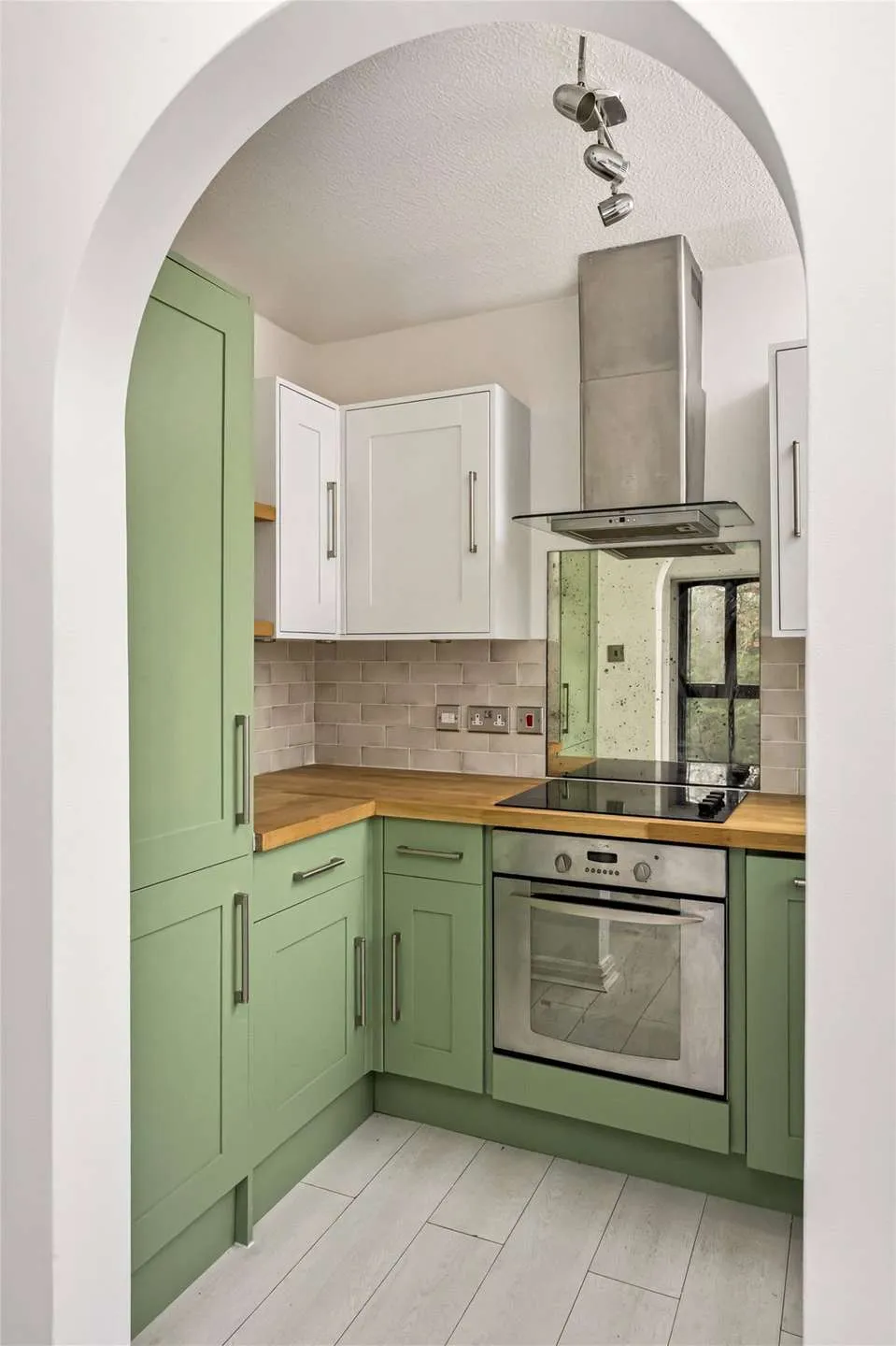 Glenlyon Court, 26 Castle Road, Weybridge, Surrey, KT13 9RB, photo 5