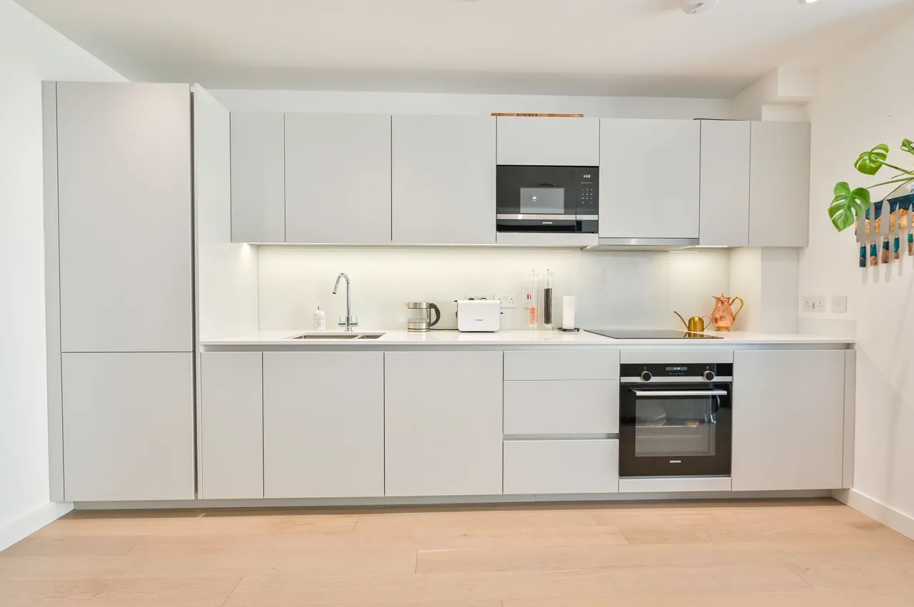 Flat 22 Cavendish Apartments, 16a Wyndham Road, London,, photo 2