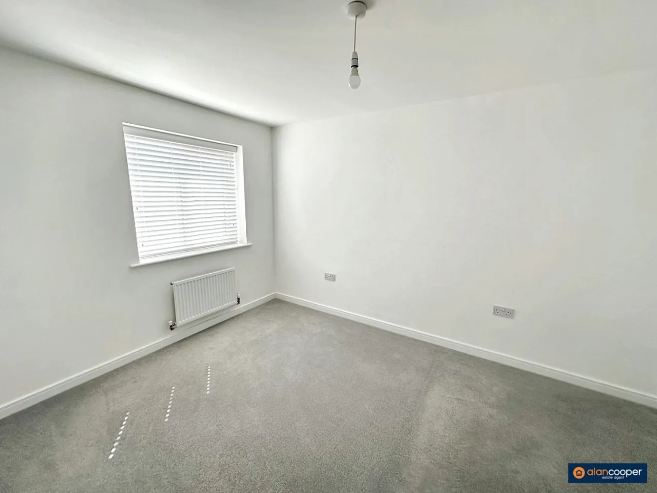 Ombersley Drive, Royal Park, CV11, photo 9