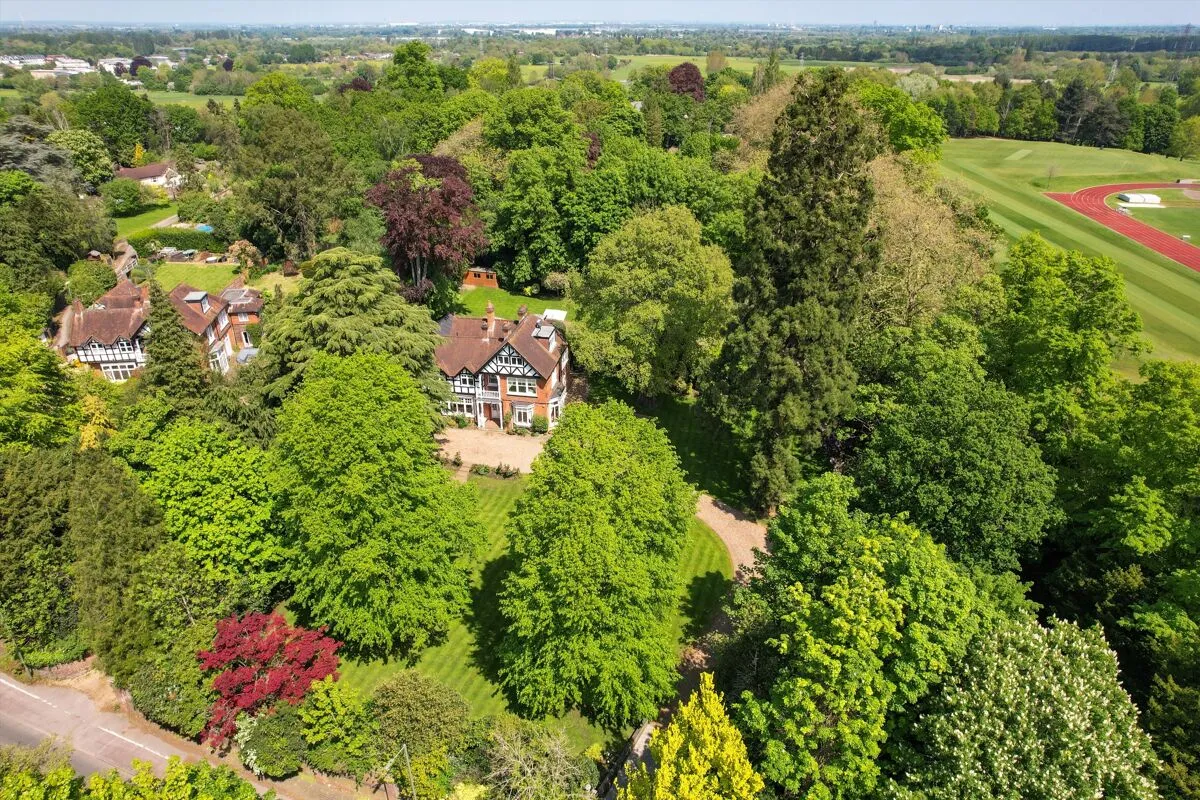 Woburn Hill, Addlestone, KT15, photo 23