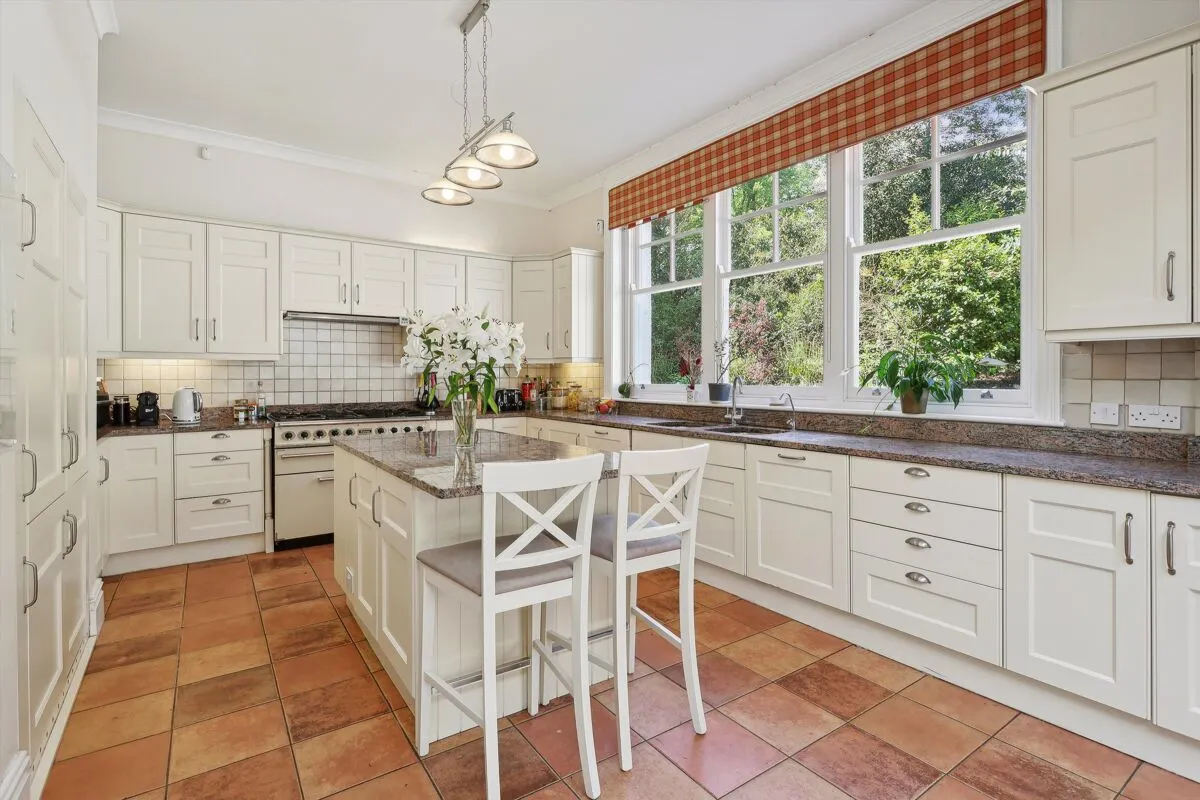 Woburn Hill, Addlestone, KT15, photo 8