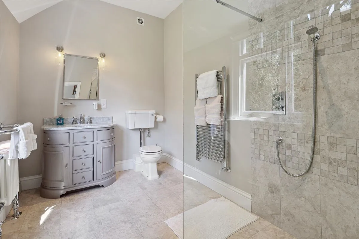 Woburn Hill, Addlestone, KT15, photo 14