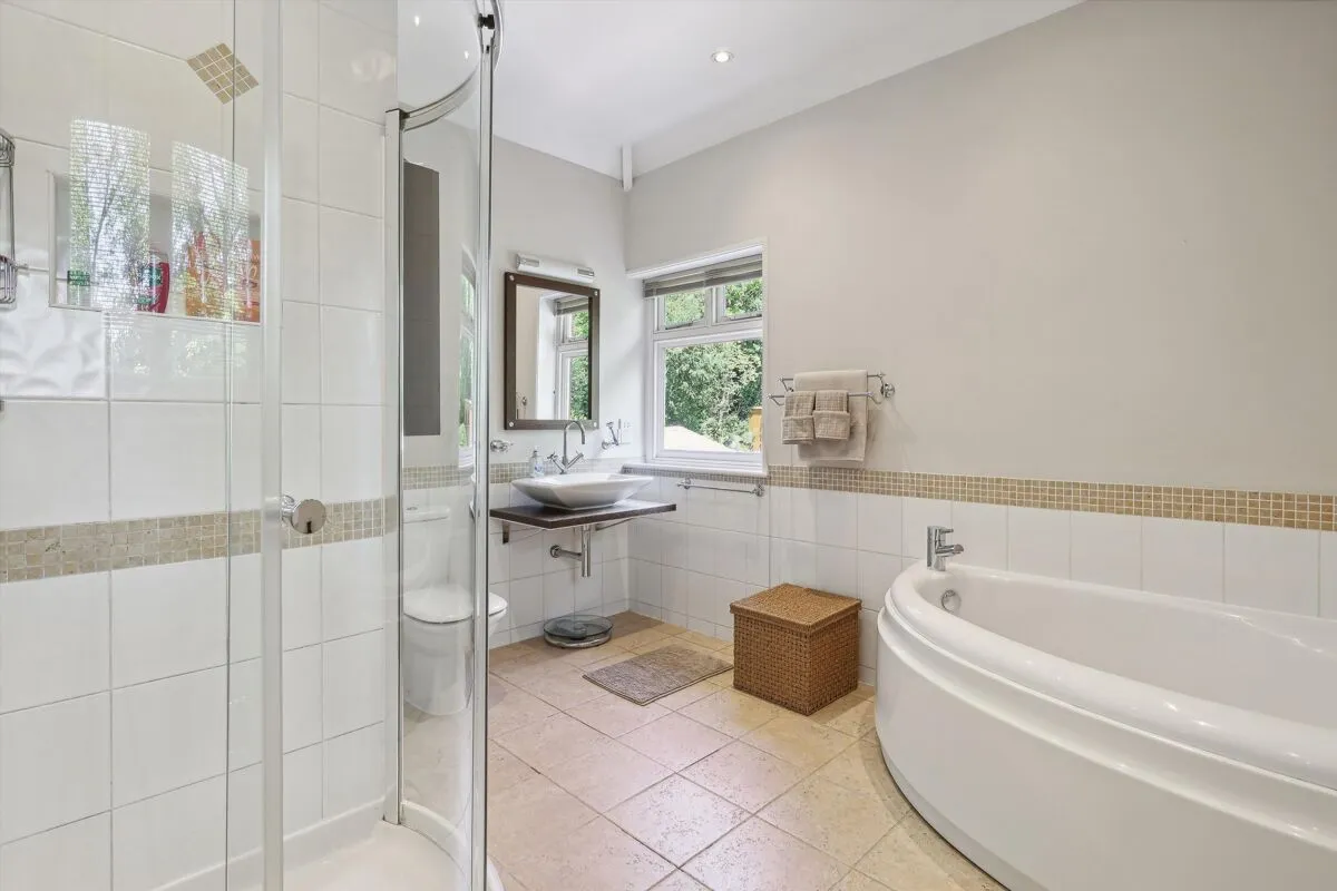 Woburn Hill, Addlestone, KT15, photo 18