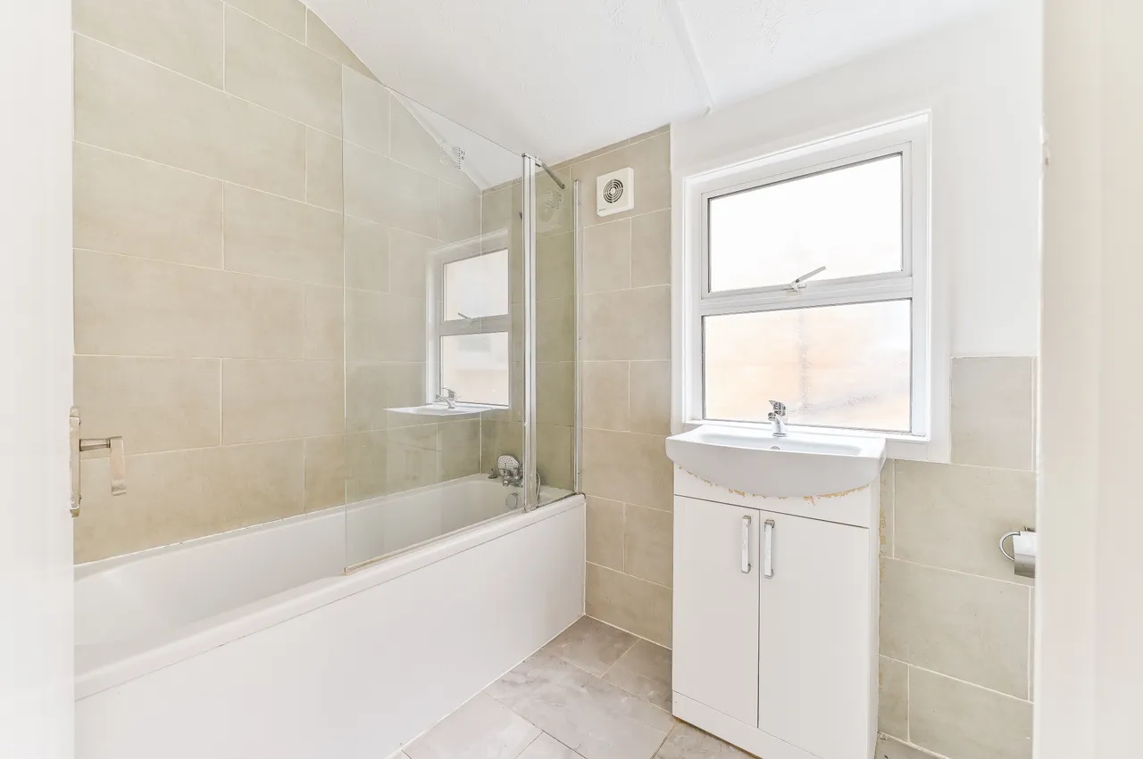 London, SE25, photo 10