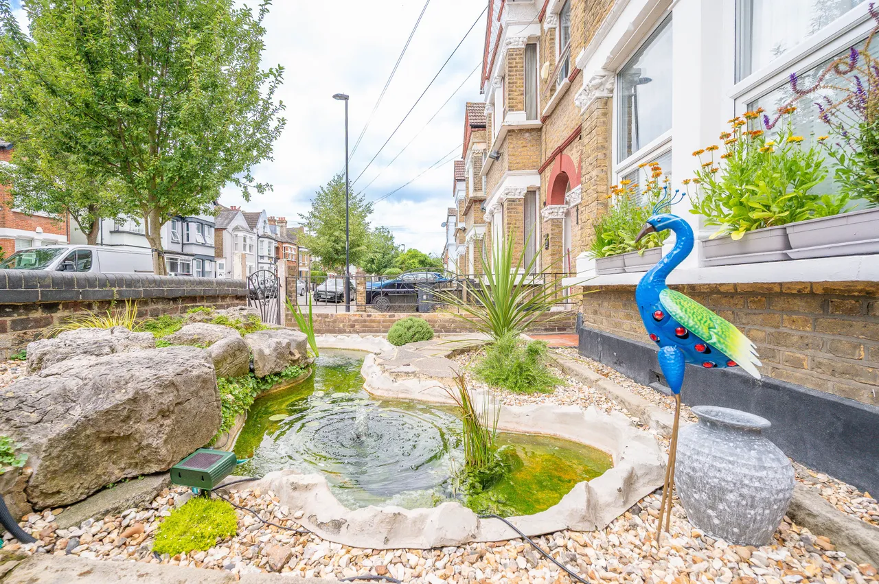 London, SE25, photo 14