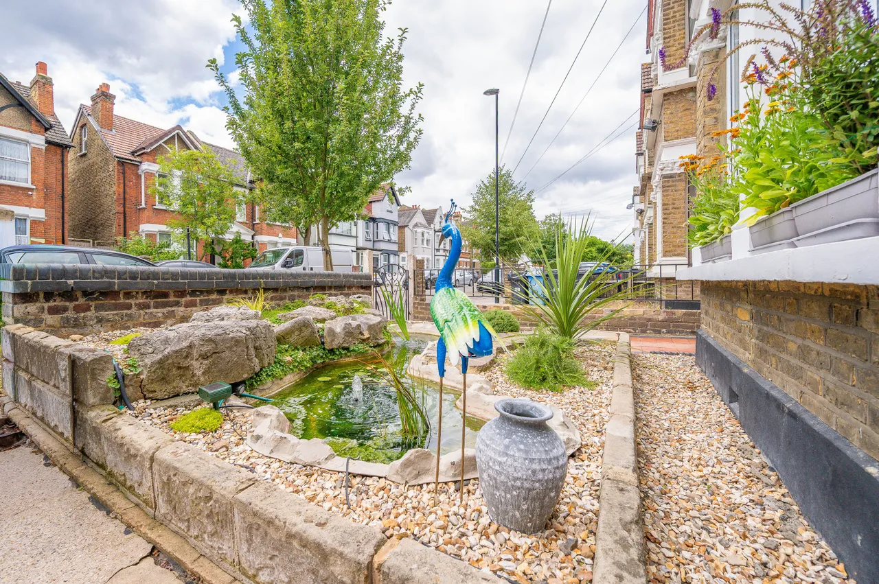 London, SE25, photo 2
