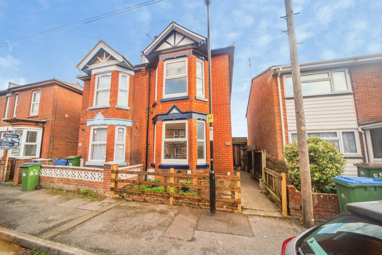 3 bed house for sale, Grove Road, Southampton, SO15