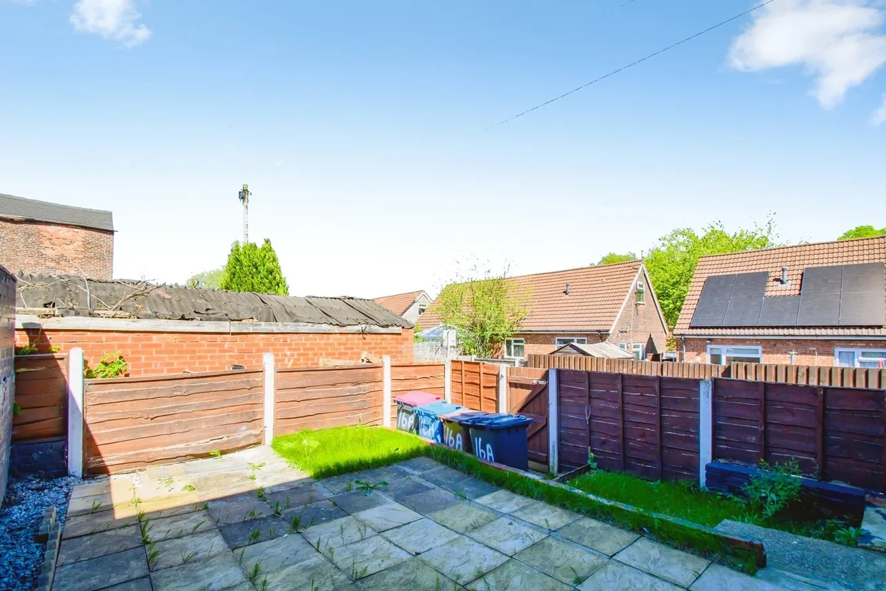 Broadhurst Avenue, Clifton, Swinton, Manchester, M27, photo 19