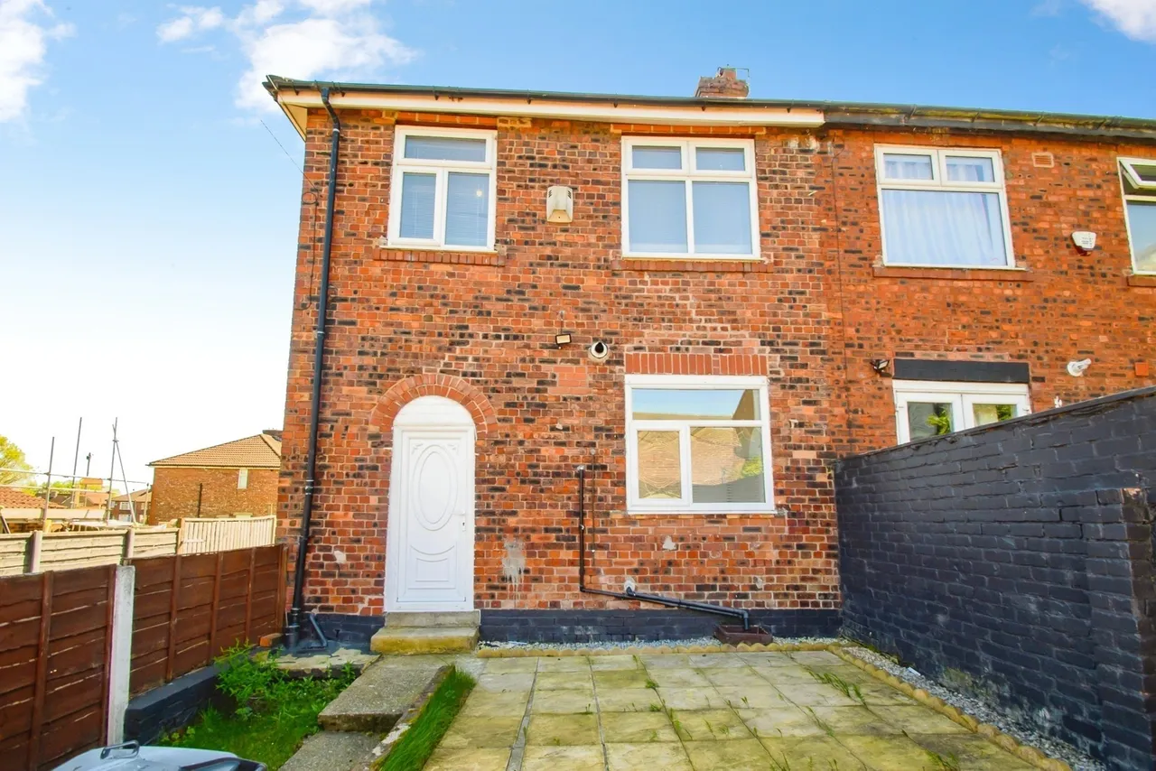 Broadhurst Avenue, Clifton, Swinton, Manchester, M27, photo 18