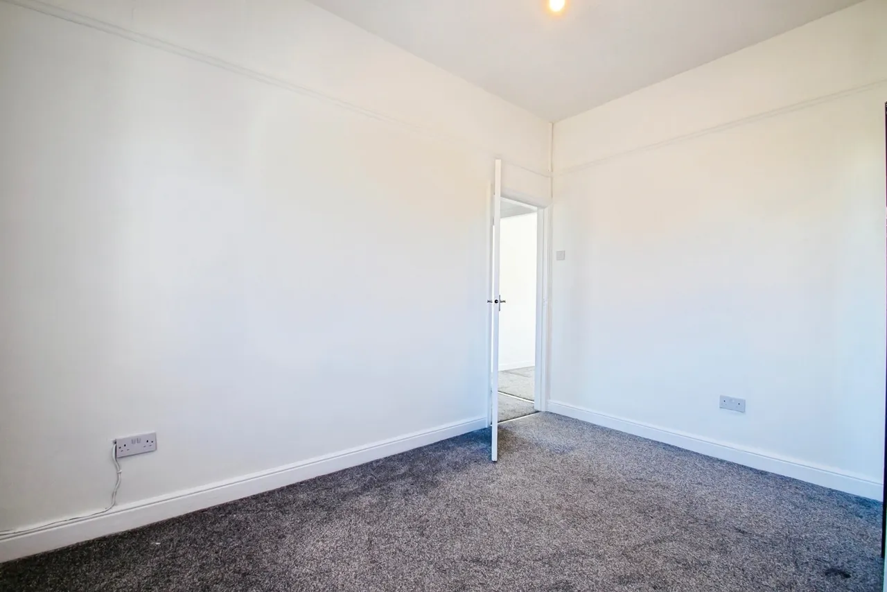 Broadhurst Avenue, Clifton, Swinton, Manchester, M27, photo 15