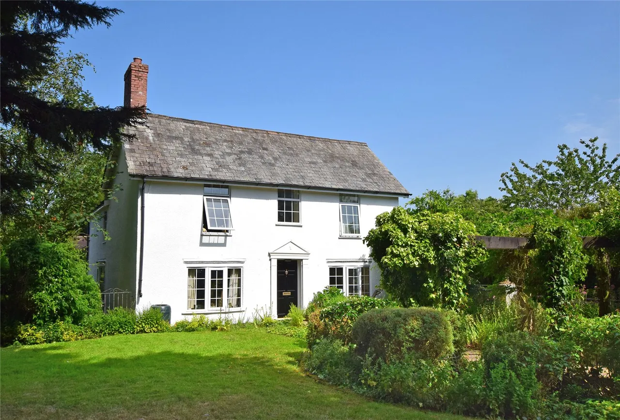 4 bed house for sale — Fenny Bridges, Honiton, Devon, EX14 3BG