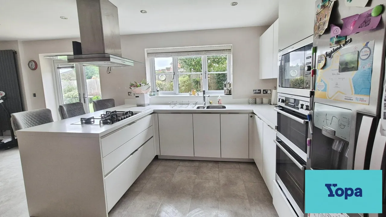 Hammond Rise, Tittensor, ST12, photo 4