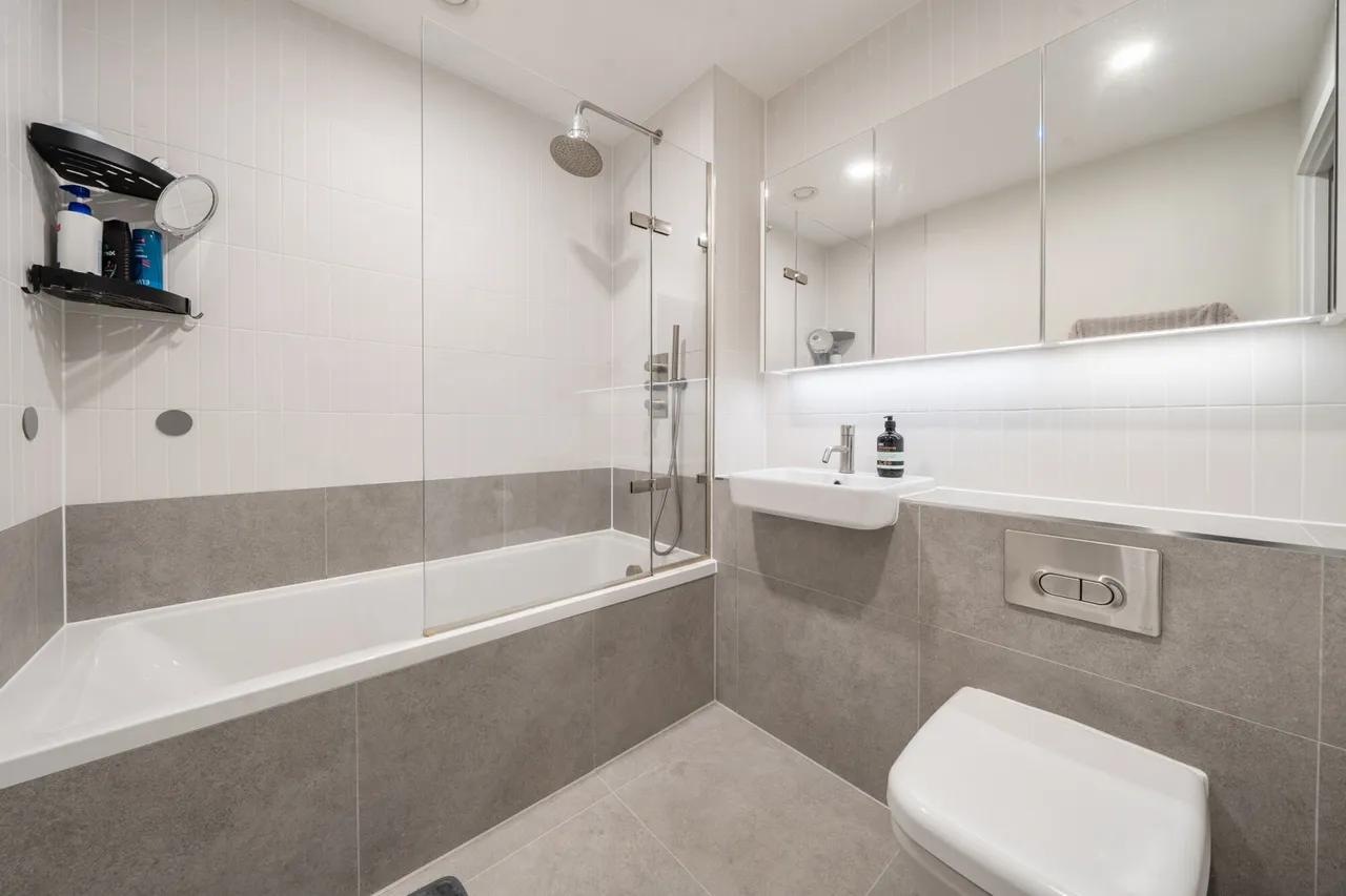 Middle Road, Hanwell, W7, photo 10