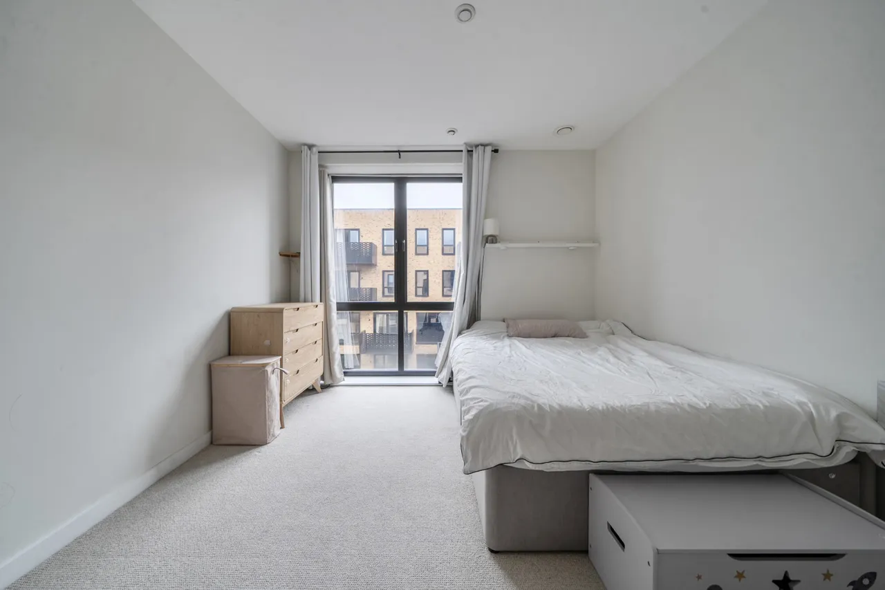 Middle Road, Hanwell, W7, photo 12