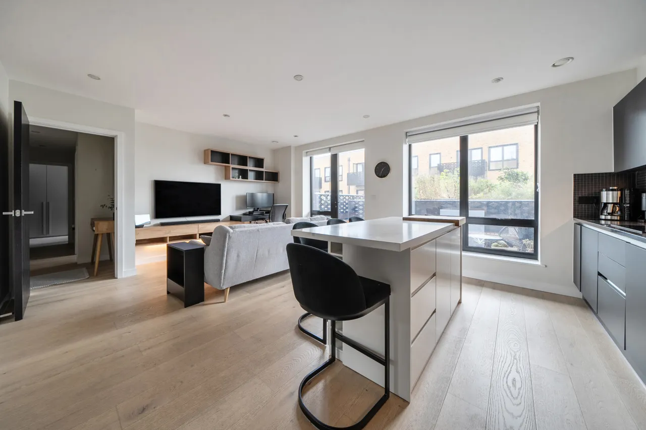 Middle Road, Hanwell, W7, photo 20