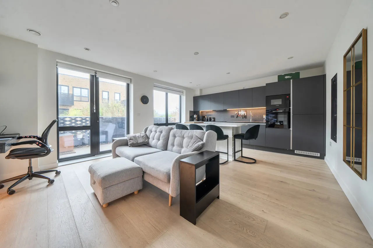 2 bed flat for sale, Middle Road, Hanwell, W7