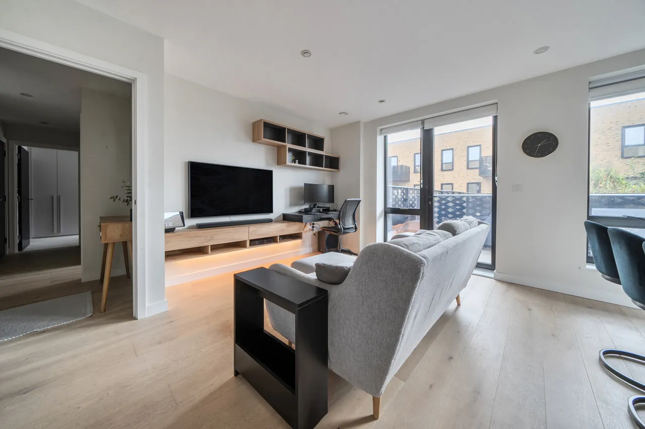 Middle Road, Hanwell, W7, photo 2