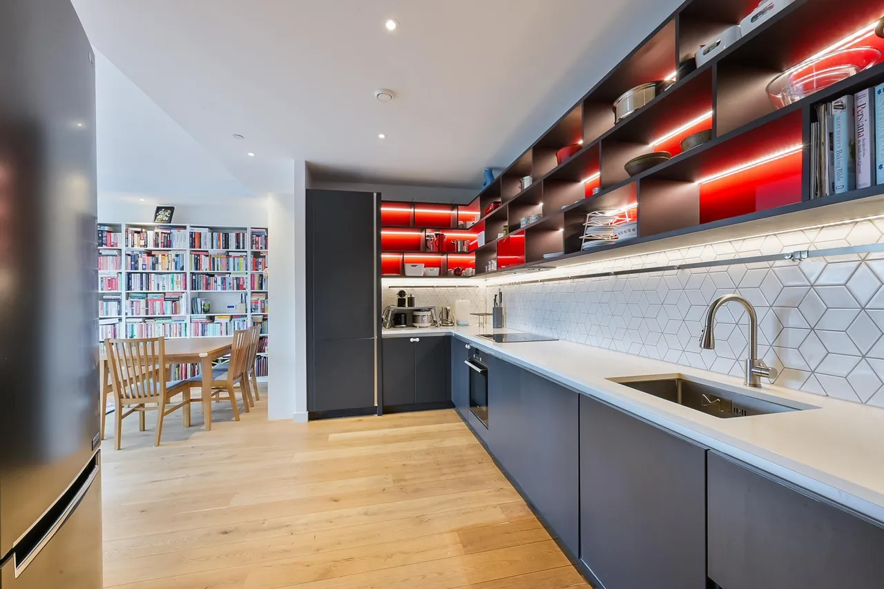 Modena House, London, E14, photo 10
