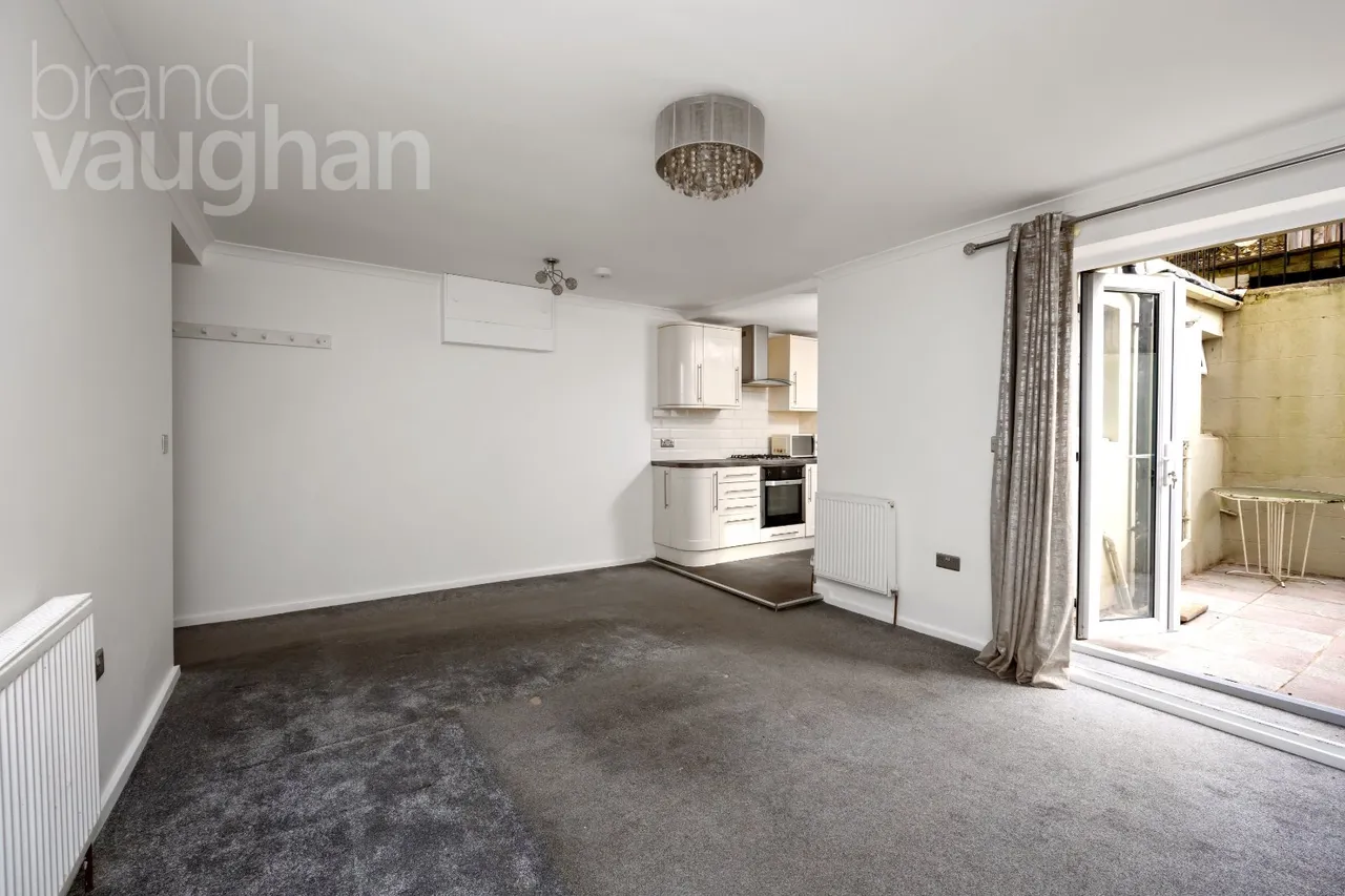 Lansdowne Street, Hove, BN3, photo 2