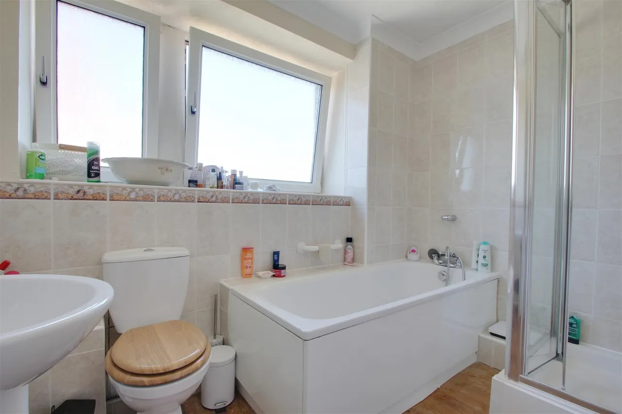 Seaview Road, Worthing, photo 11