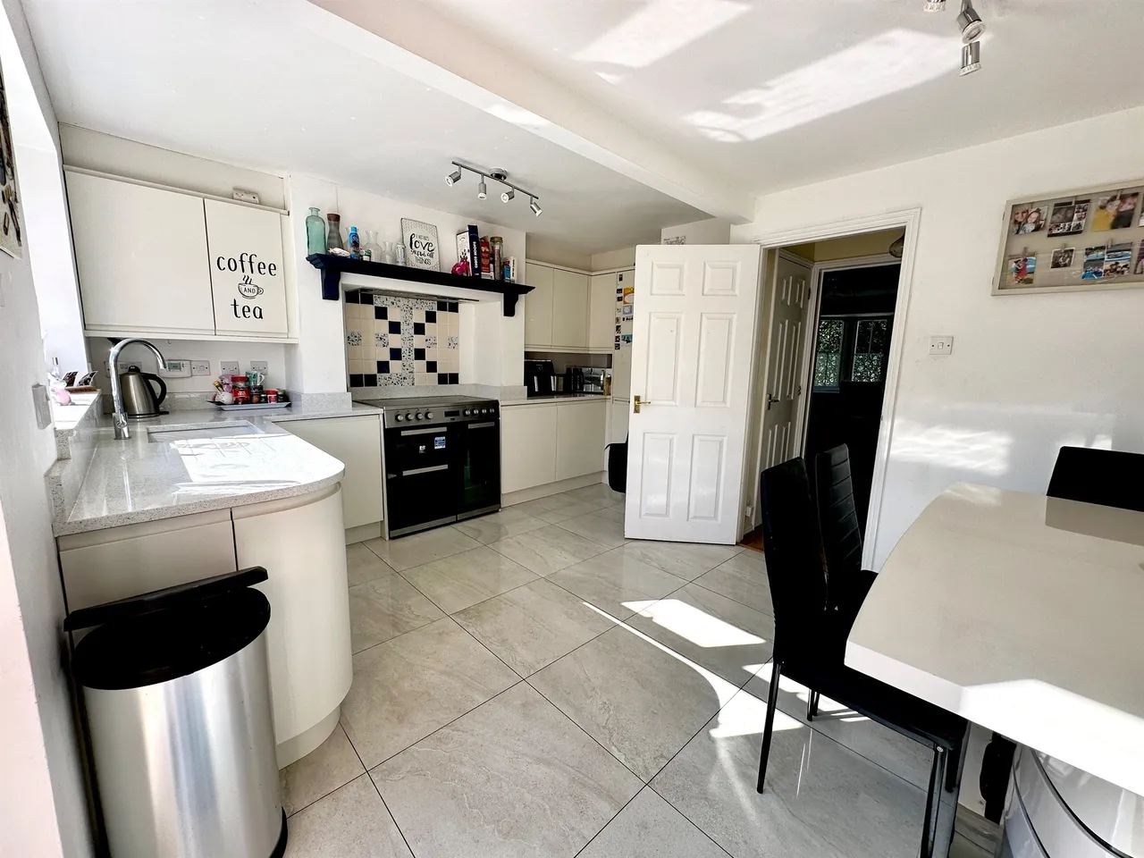 Tristram Close, Chandler's Ford, Eastleigh, photo 4