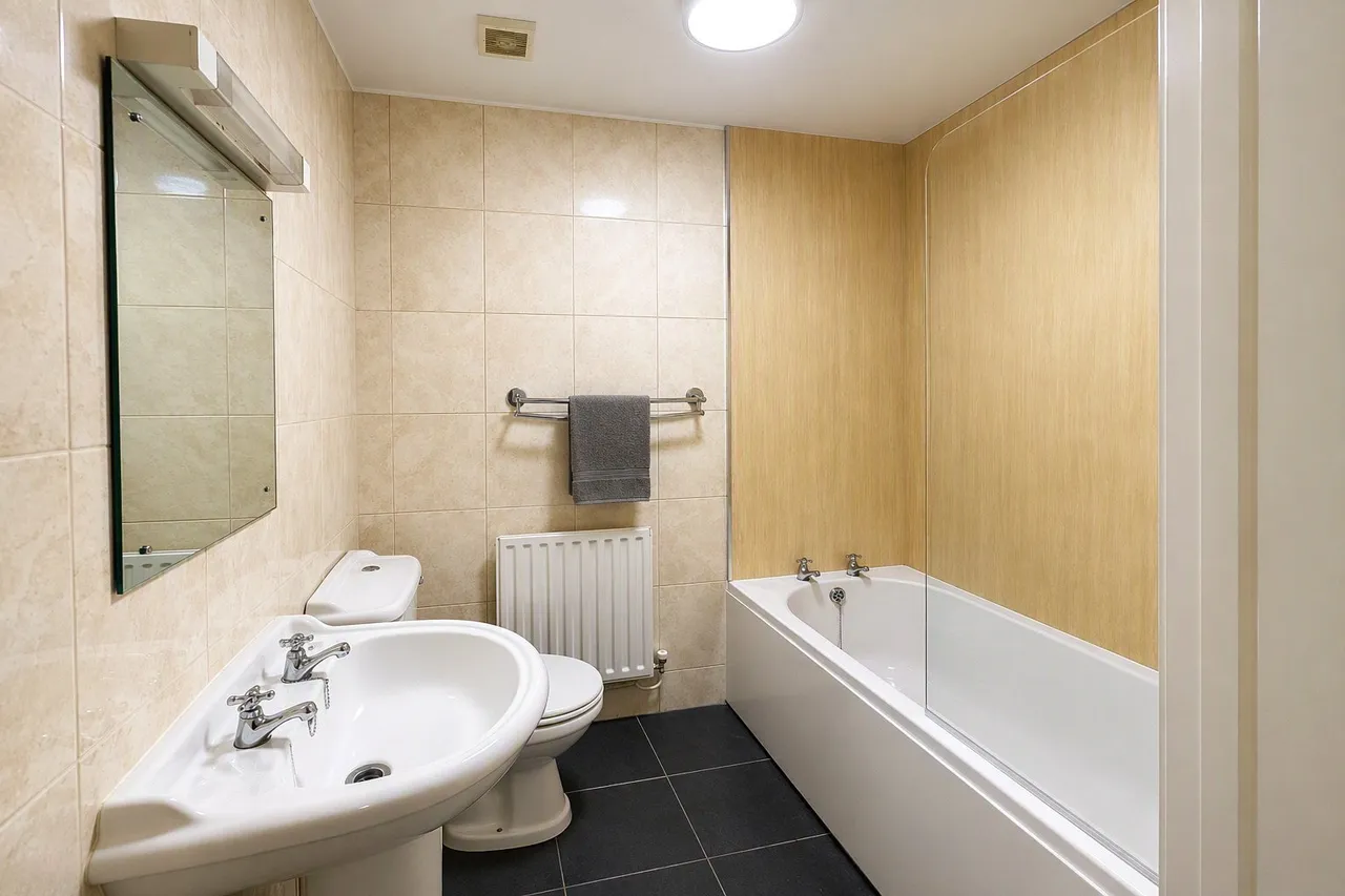 Portchester Close, Peterborough, Cambridgeshire, PE2, photo 6