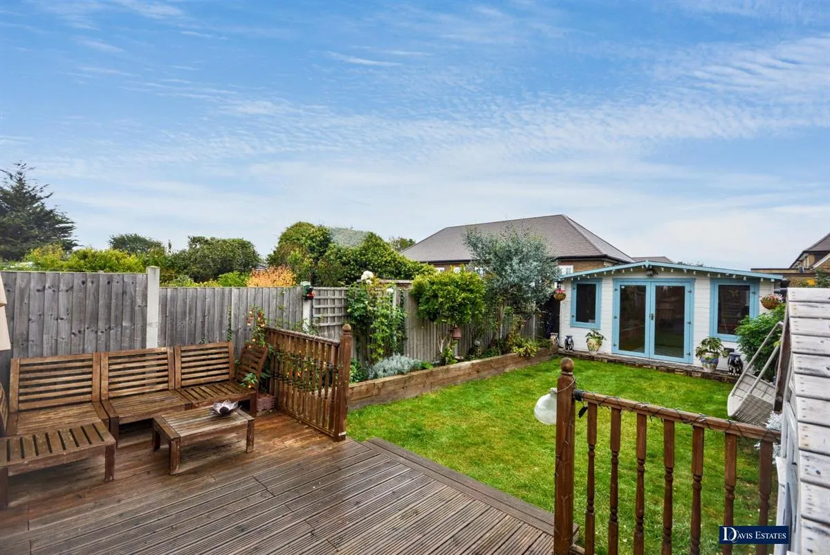 Heath Park Road, Heath Park, RM2, photo 23