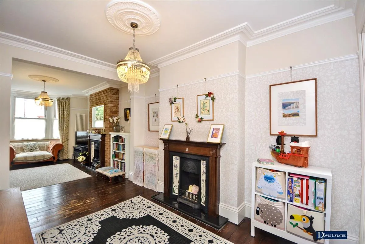 Heath Park Road, Heath Park, RM2, photo 7