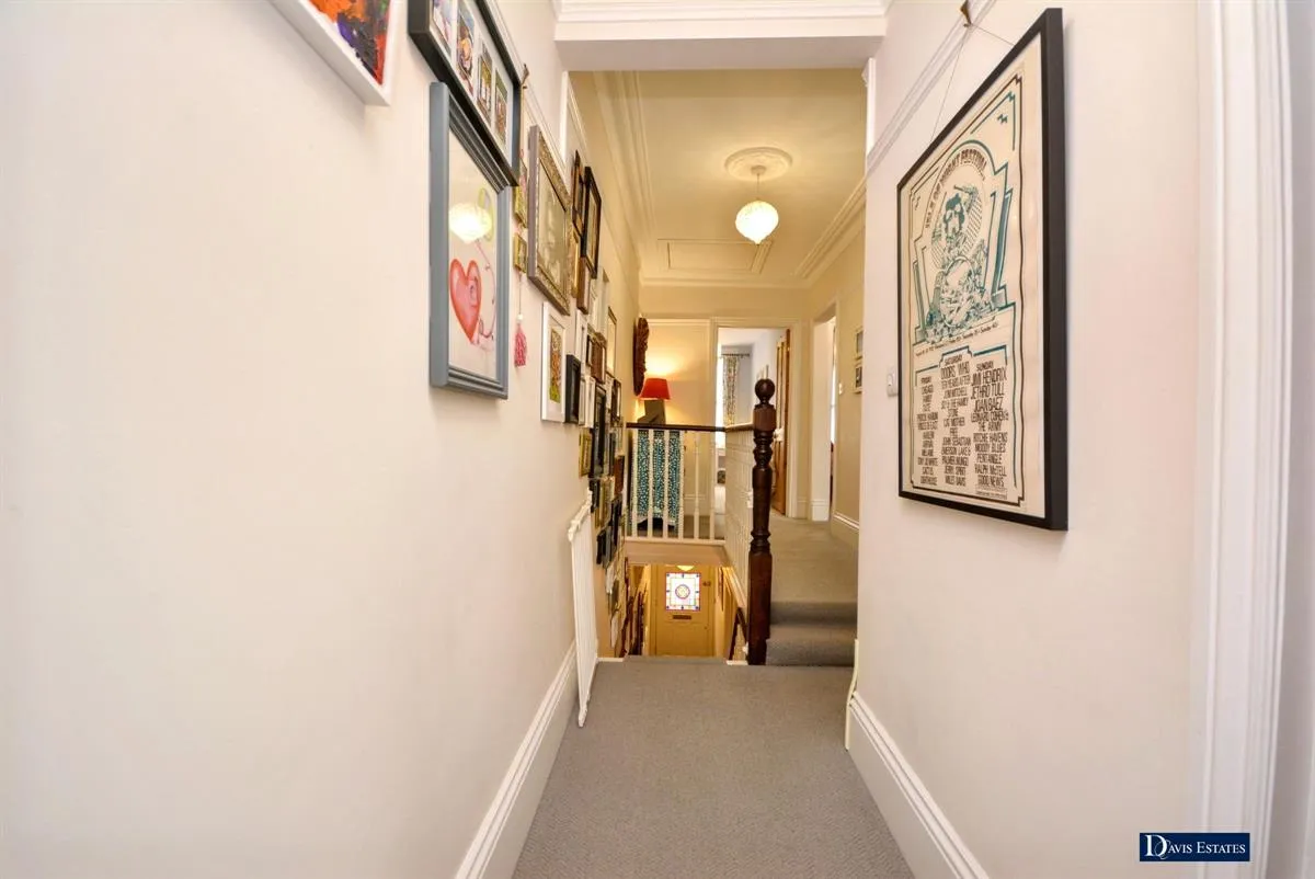 Heath Park Road, Heath Park, RM2, photo 12
