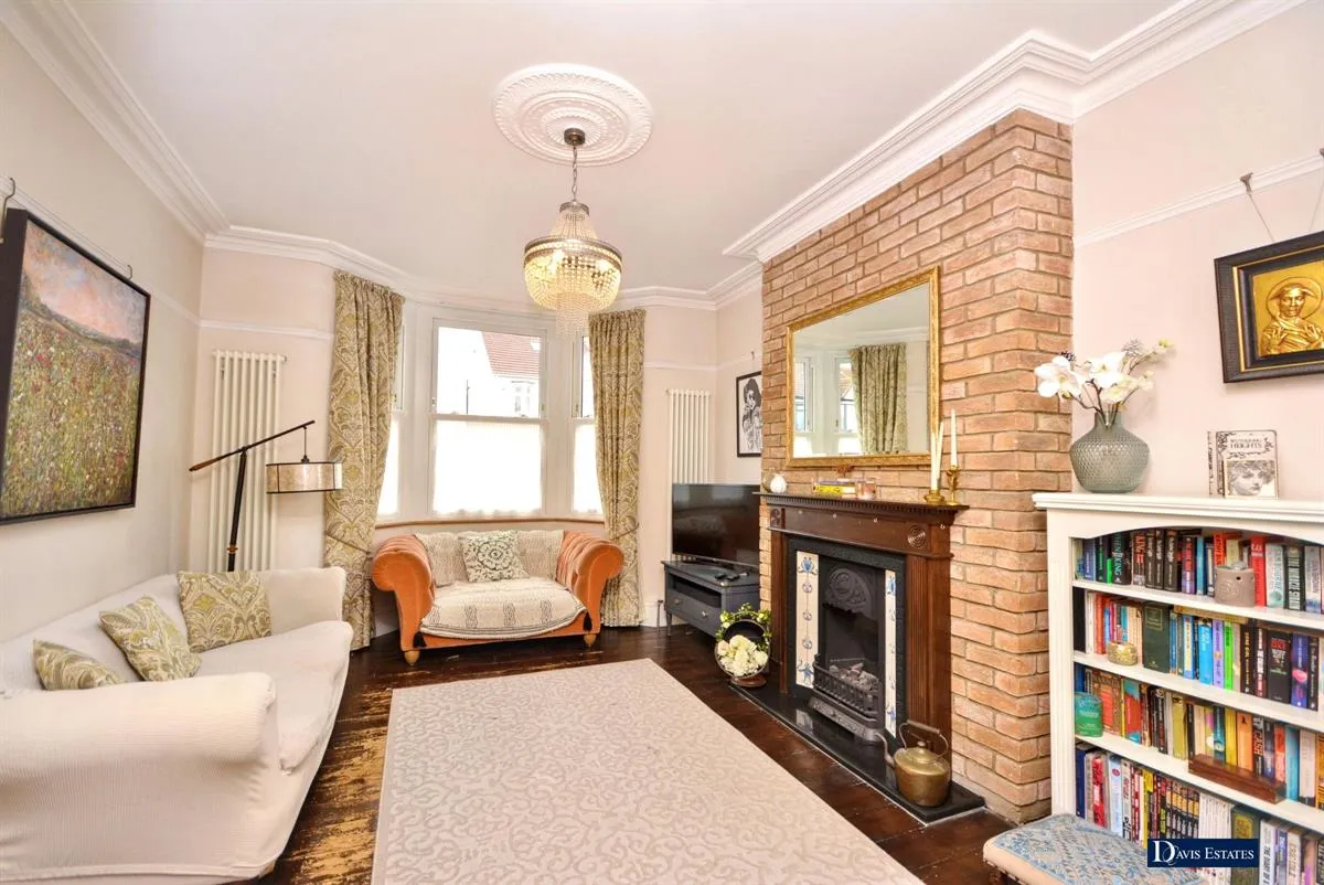 Heath Park Road, Heath Park, RM2, photo 6
